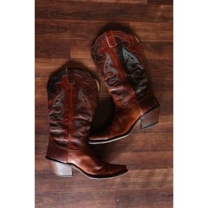 Justin L4331 Ladies Fashion Boot w/ Saddle Torino Leather Snip Toe Size 8